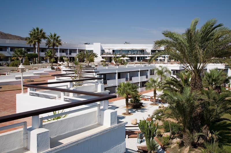 Hotel De 4*